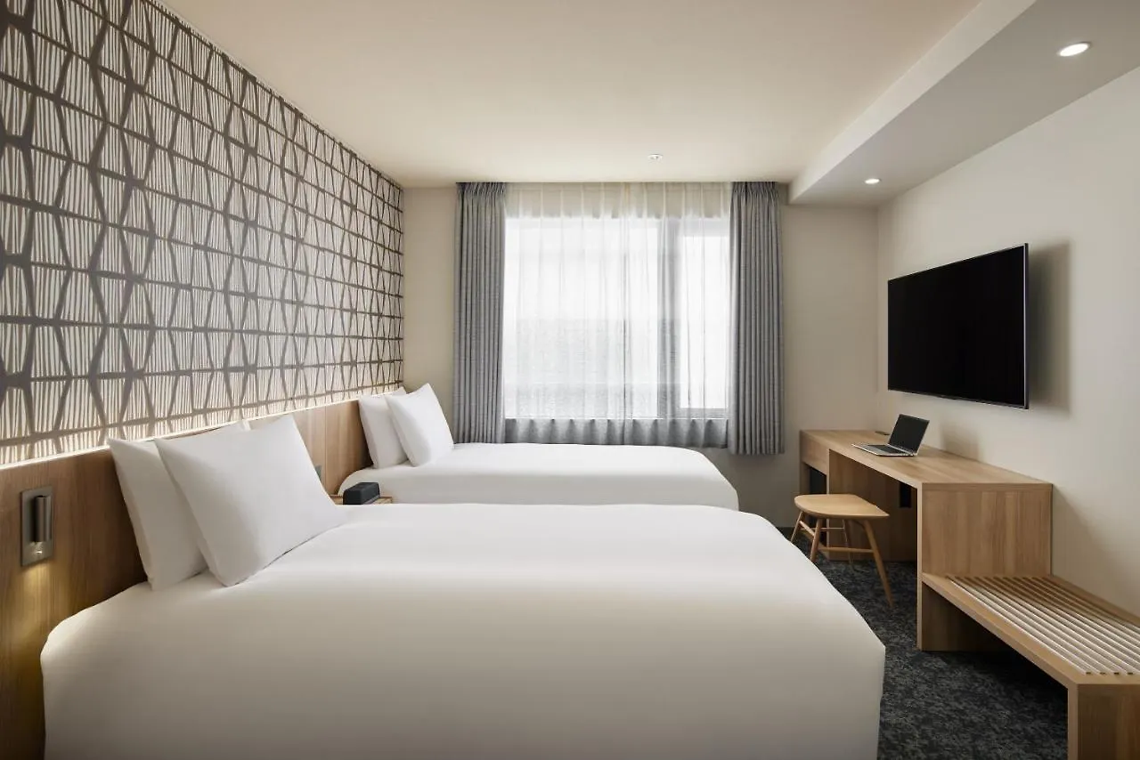 Oakwood Hotel Oike كيوتو 3*,  اليابان
